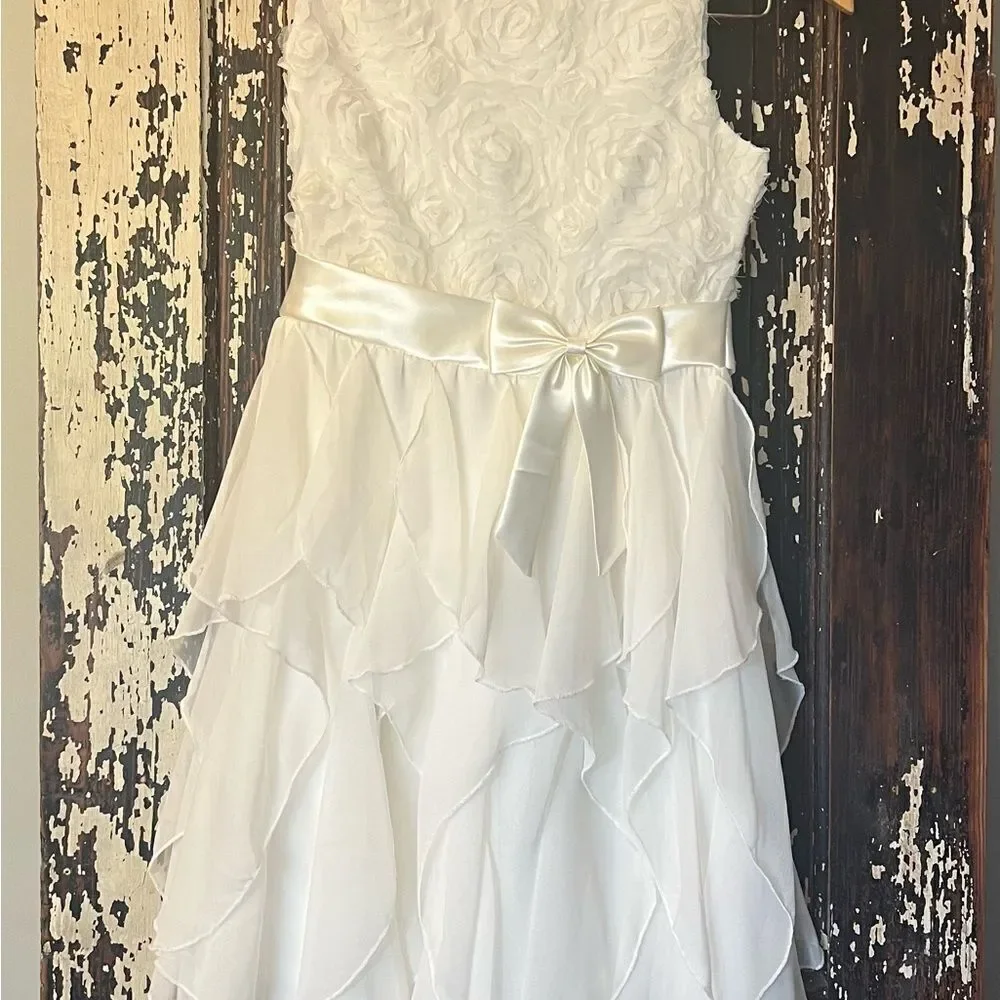 Beautiful Couture Princess Girls white occasion NWOT dress. Size 12.